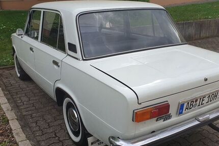 Lada 1200