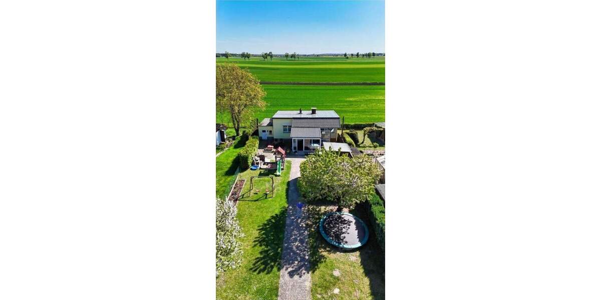 Bungalow Rehfelde - 3 Zimmer, 75 m&sup2;, 320.000&euro; | Angebot:25190320