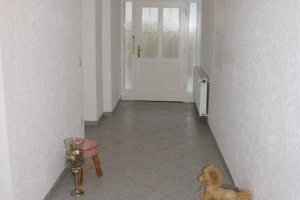 Haus Mellrichstadt - 4.5 Zimmer, 238 m&sup2;, 275.000&euro; | Angebot:25887667