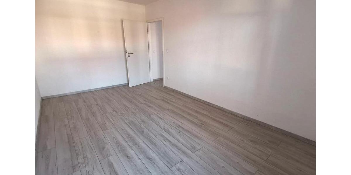 Hochparterre Löwenberger Land - 3 Zimmer, 75 m&sup2;, 560&euro; | Angebot:24842178