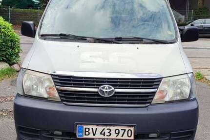Toyota Hiace 143.211 km 5.490 &euro; Hamburg 20537