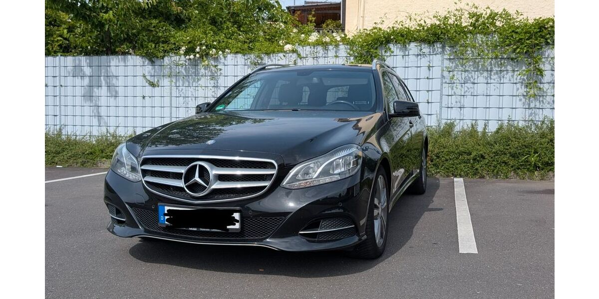 Mercedes-Benz E 220 171.000 km 13.490 &euro; Leubsdorf 53547