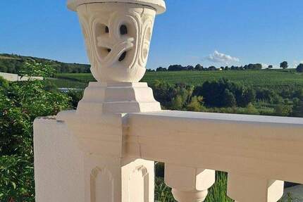 Doppelhaushälfte in toskanischem Flair mit Einliegerwohnung - direkt von Eigentümer 8 zimmer