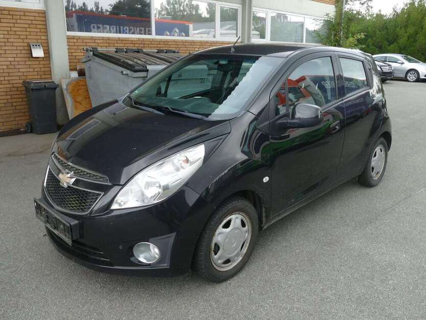 Chevrolet Spark 89.543 km 2.490 € Flensburg 24941