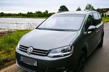 VW Sharan 129.723 km 19.999 &euro; Bornheim 53332