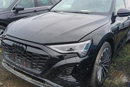 Audi Q8 e-tron 41.508 km 52.990 &euro; Hamburg 22047