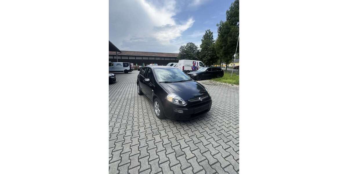 Fiat Punto 88.546 km 4.350 € landau an der isar 94405