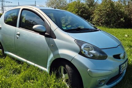 Toyota Aygo (X) 215.000 km 2.200 &euro; Troisdorf 53840