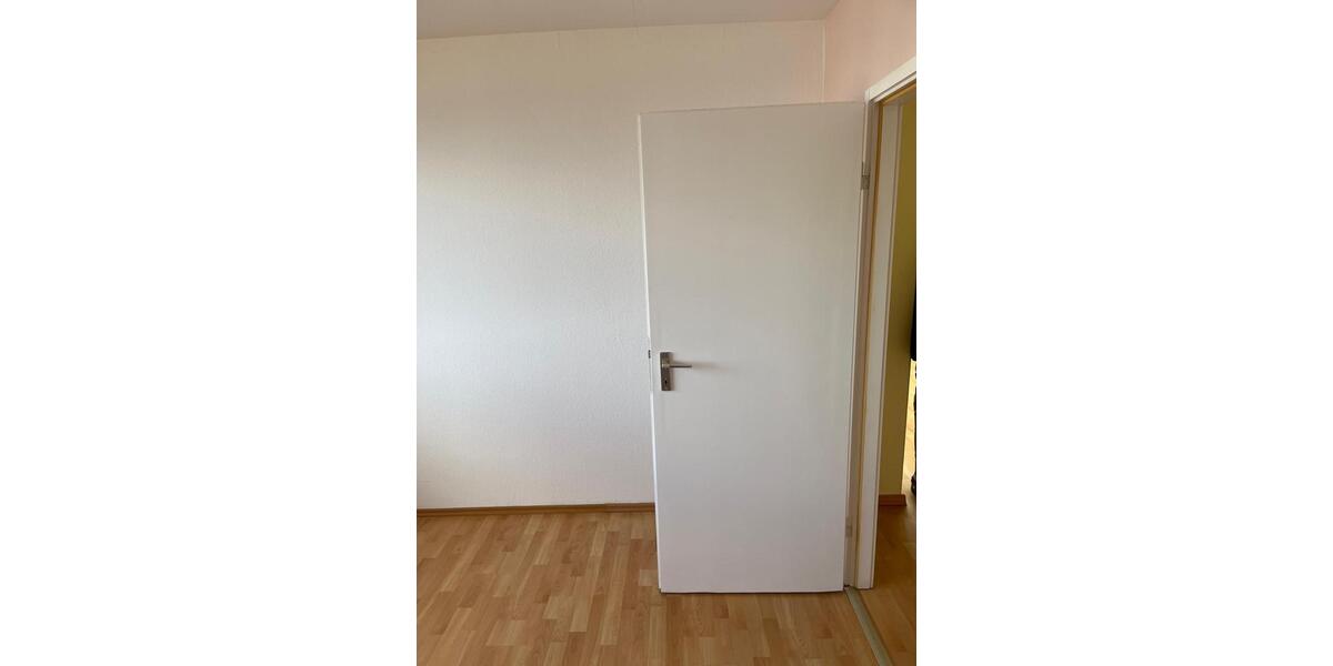 Etagenwohnung Hochheim am Main - 2 Zimmer, 60 m&sup2;, 200.000&euro; | Angebot:26324005