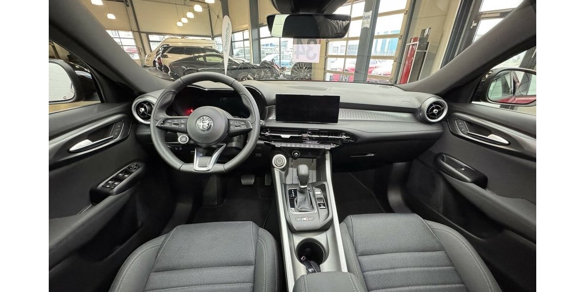 Alfa Romeo Tonale 1.6 VGT-D Sprint ACC LED Car Play 12.999 km 23.900 &euro; Lich 35423