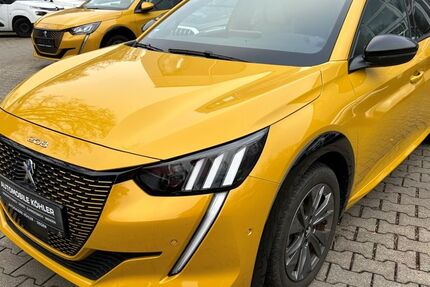 Peugeot 208 27.950 km 17.890 € Siegen 57072