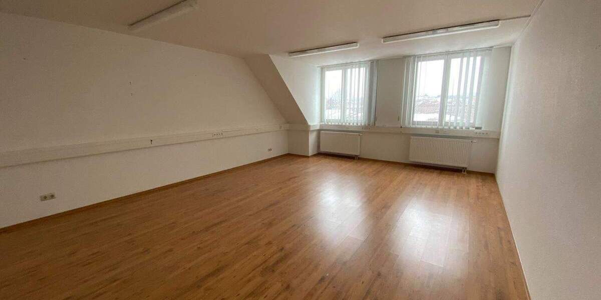 Gewerbeobjekt Bad Neustadt an der Saale Brendlorenzen - 913&euro; | Angebot:25690299