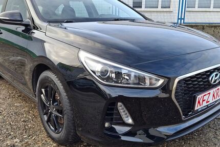 Hyundai i30 143.200 km 8.990 &euro; Unna 59423