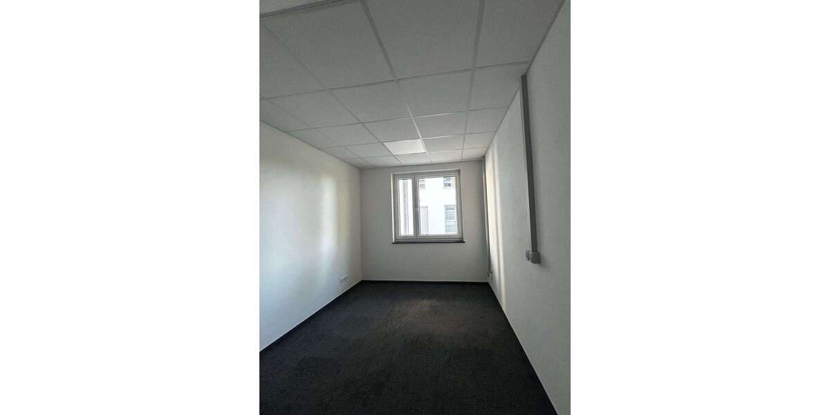Büro in Landshut 260 € 13.07 m² zimmer