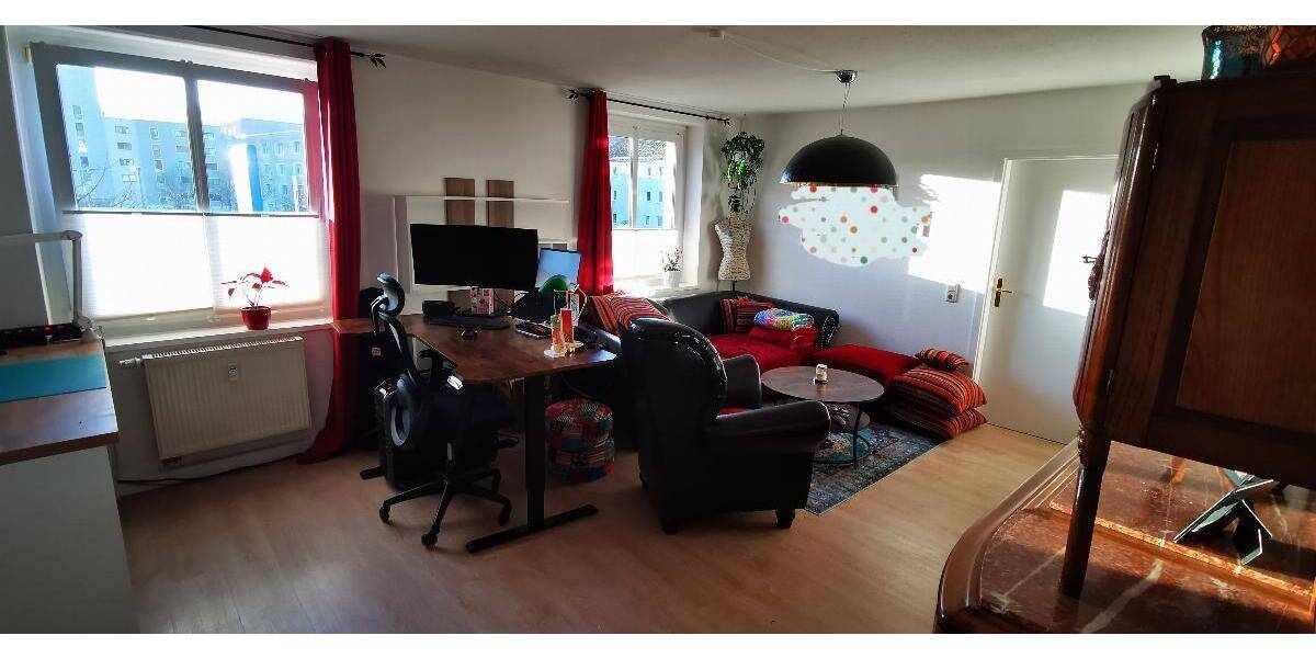 Etagenwohnung Jena Nord - 3 Zimmer, 84 m&sup2;, 872&euro; | Angebot:26274370