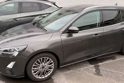 Ford Focus 67.000 km 15.690 € Ludwigshafen 67059
