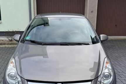 Opel Corsa 134.000 km 3.000 &euro; Dresden 01257
