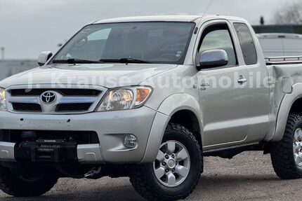 Toyota Hilux 169.454 km 11.900 &euro; Hammah 21714