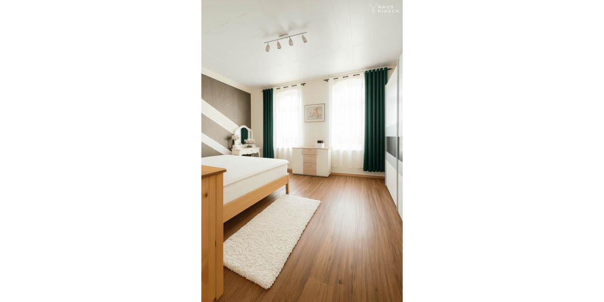 Exklusives Einfamilienhaus mit weitläufigem Garten und baureifem Bauland 5 zimmer