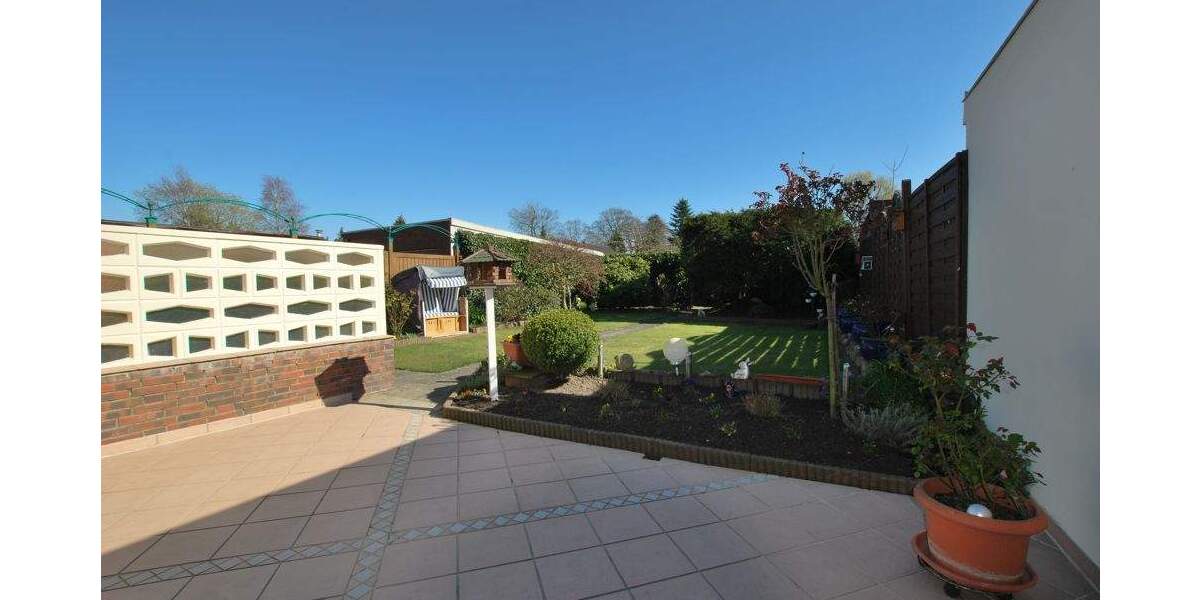 Doppelhaushälfte Varel - 4 Zimmer, 133 m&sup2;, 193.000&euro; | Angebot:25385875