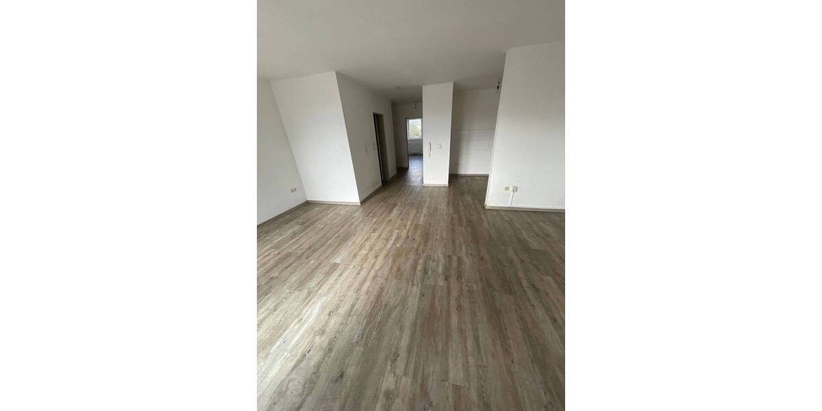 Etagenwohnung Ronnenberg - 3 Zimmer, 78 m&sup2;, 709&euro; | Angebot:26903967