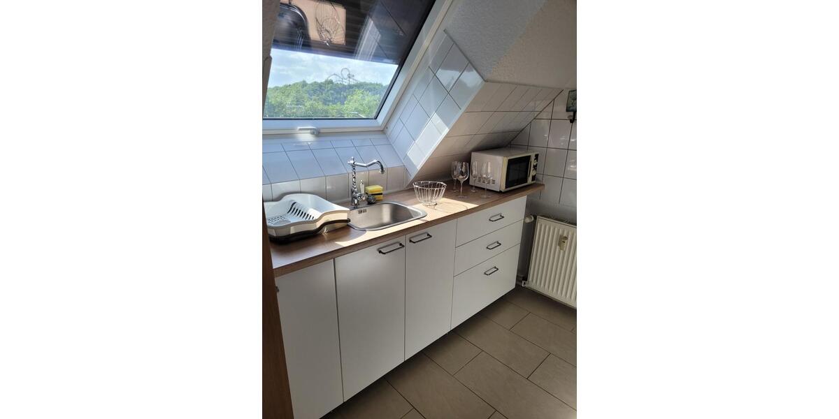 Dachgeschoßwohnung Duisburg Huckingen - 2.5 Zimmer, 50 m&sup2;, 115.000&euro; | Angebot:24755229