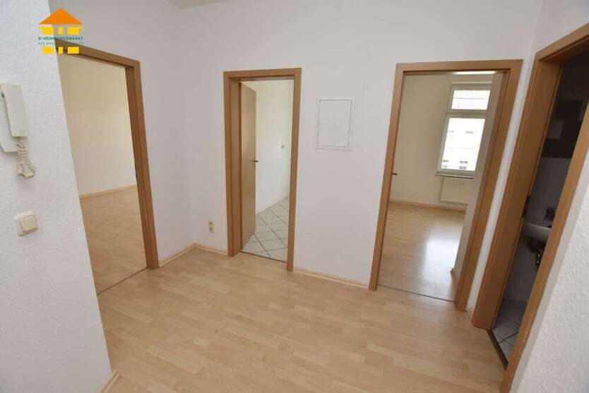 Wohnung zum Mieten in Chemnitz 250 € 45.84 m²