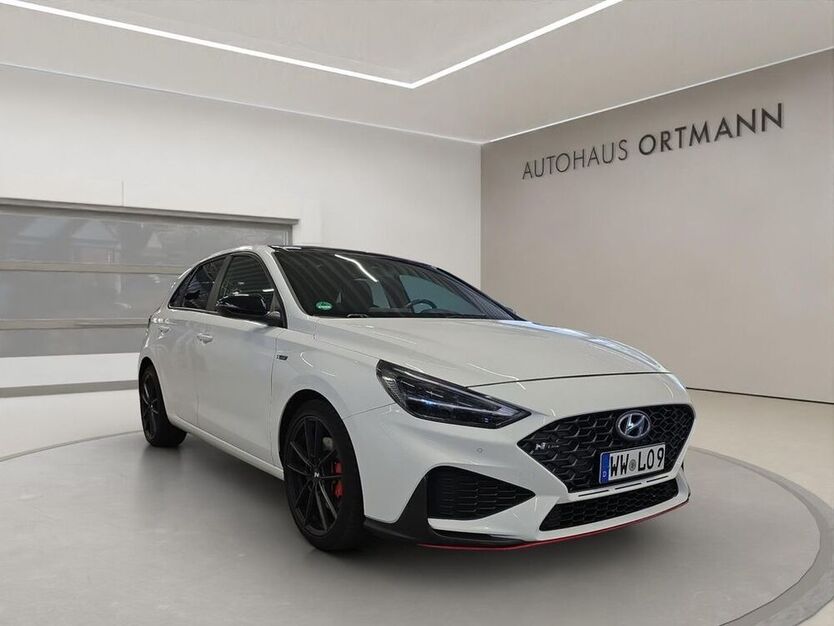 i30