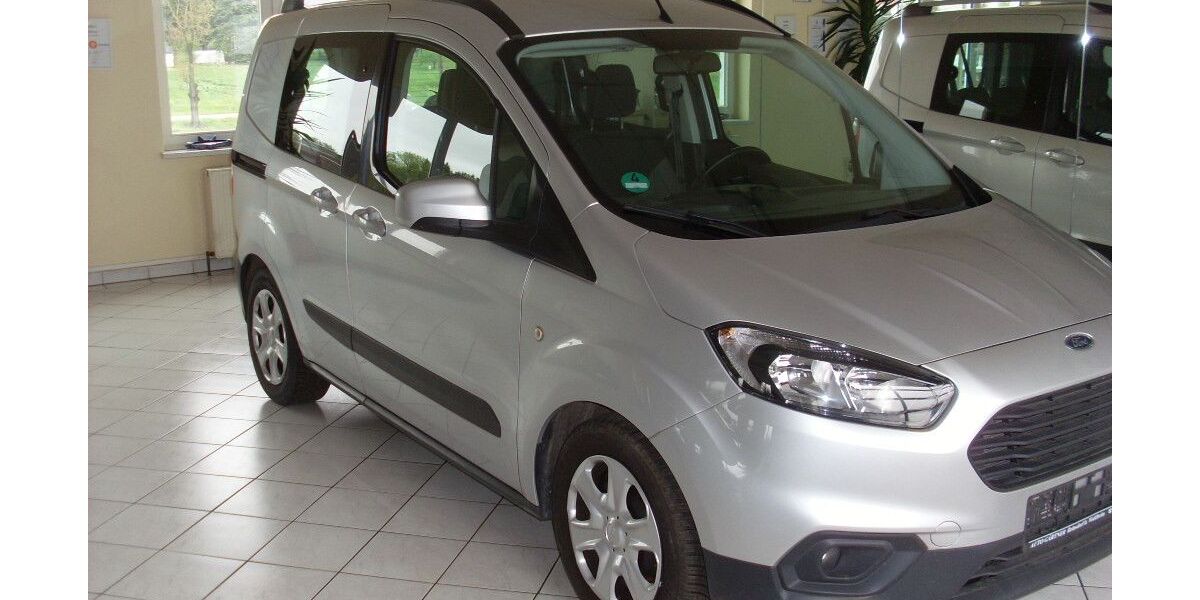 Ford Transit 63.000 km 8.900 &euro; Waldheim 04736