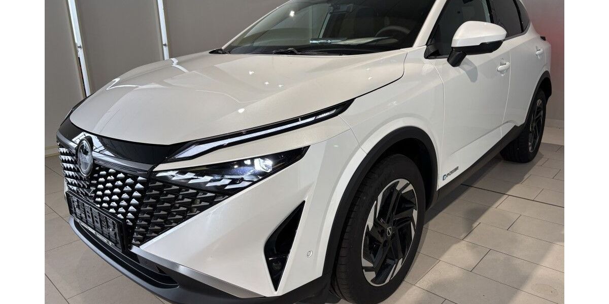 Nissan Qashqai 1.978 km 29.490 &euro; Wilhelmshaven 26389