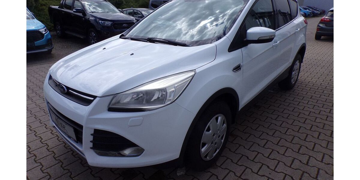 Ford Kuga 77.586 km 4.950 &euro; Bad Oeynhausen 32547