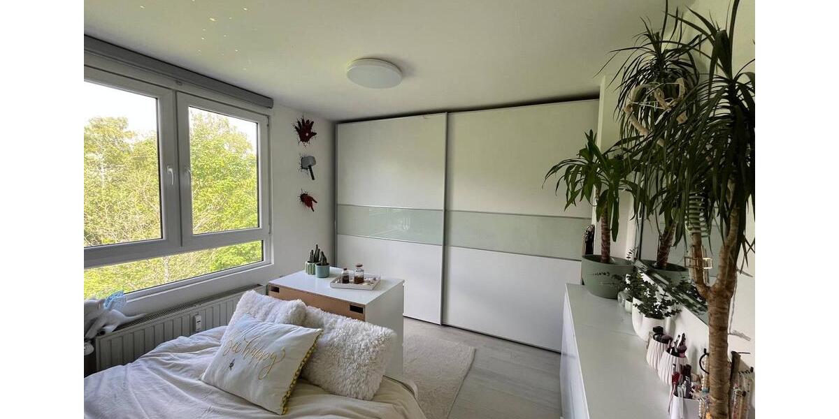 Dachgeschoßwohnung Aachen Aachen-Mitte - 2 Zimmer, 63 m&sup2;, 490&euro; | Angebot:26660549