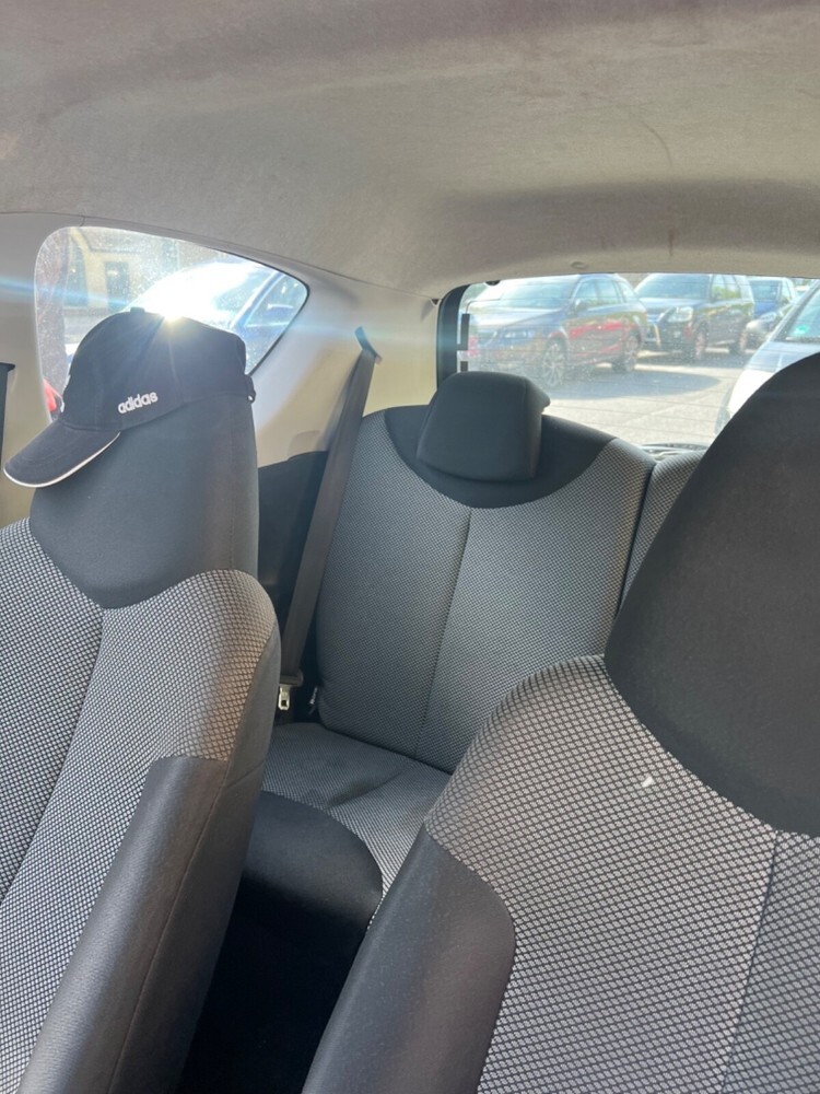 Toyota Aygo 141.146 km 3.300 € Berlin 10178