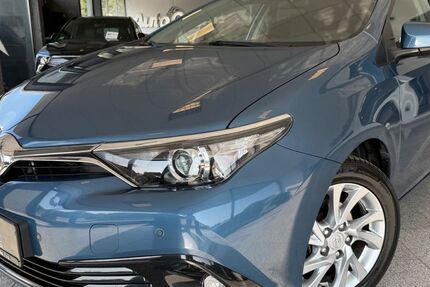 Toyota Auris 129.230 km 11.700 € Golzheim 52399