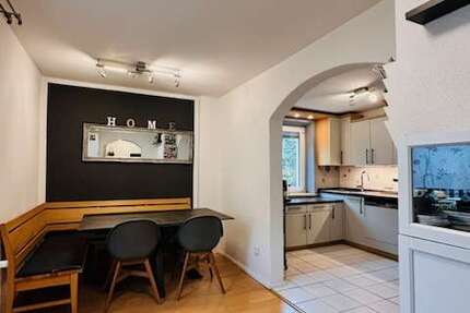 Haus zum Kaufen in Augsburg 519.000 € 123 m² 5 zimmer