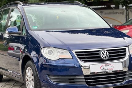VW Touran 130.000 km 5.900 € Staufen 79219