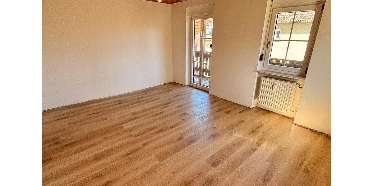 Etagenwohnung Gunzenhausen - 5 Zimmer, 134 m&sup2;, 998&euro; | Angebot:26432506
