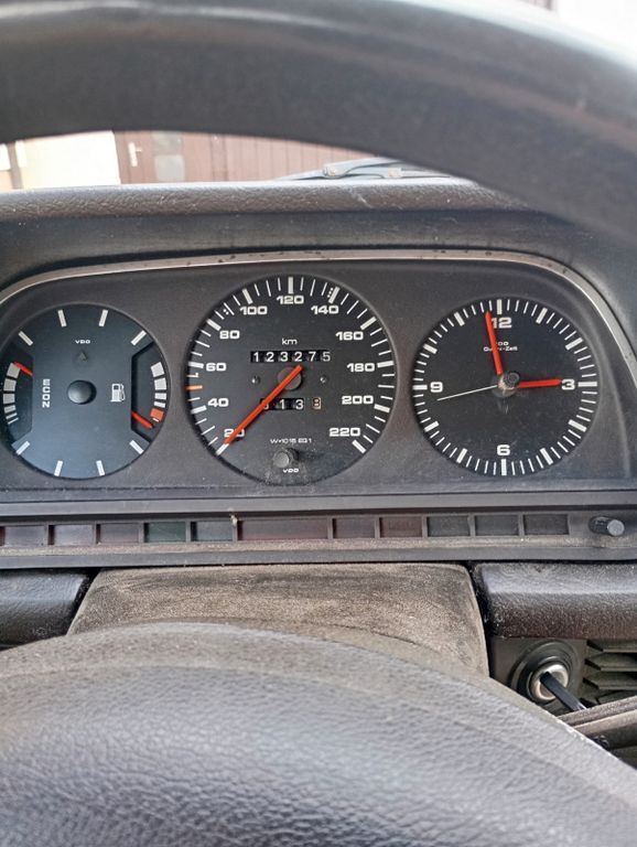 100
