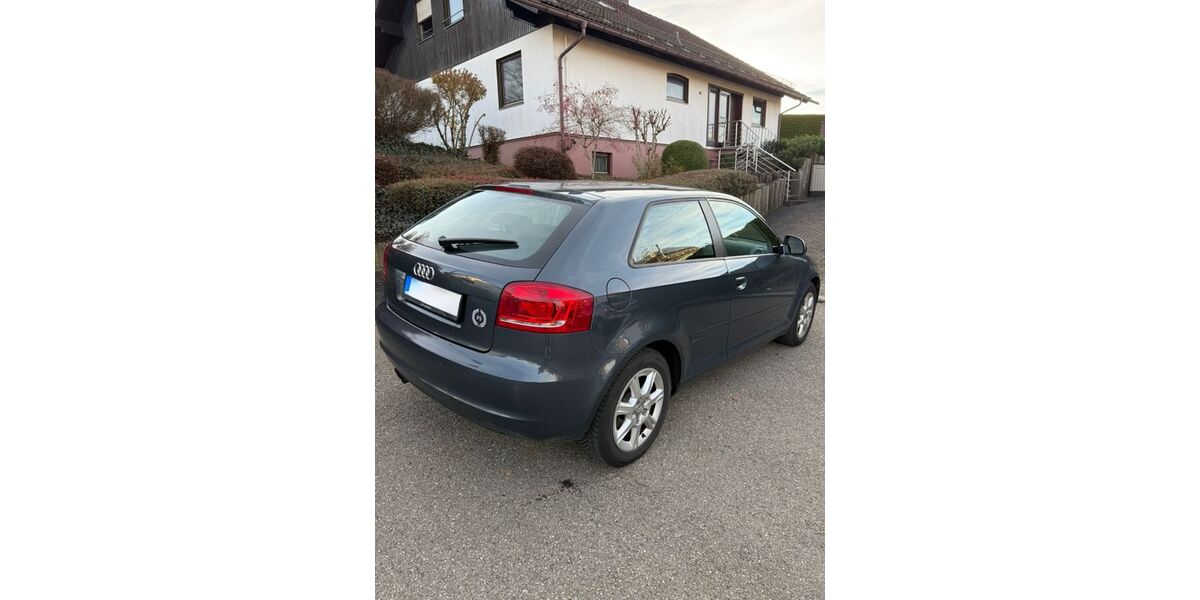 Audi A3 211.392 km 2.500 &euro; Münsingen 72525