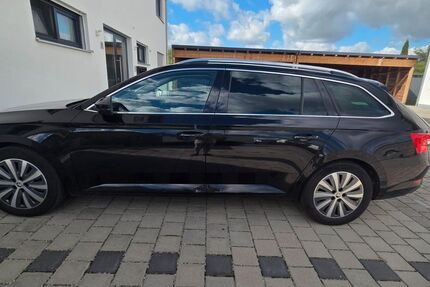 Skoda Superb 55.000 km 26.900 € Wörth an der Isar 84109