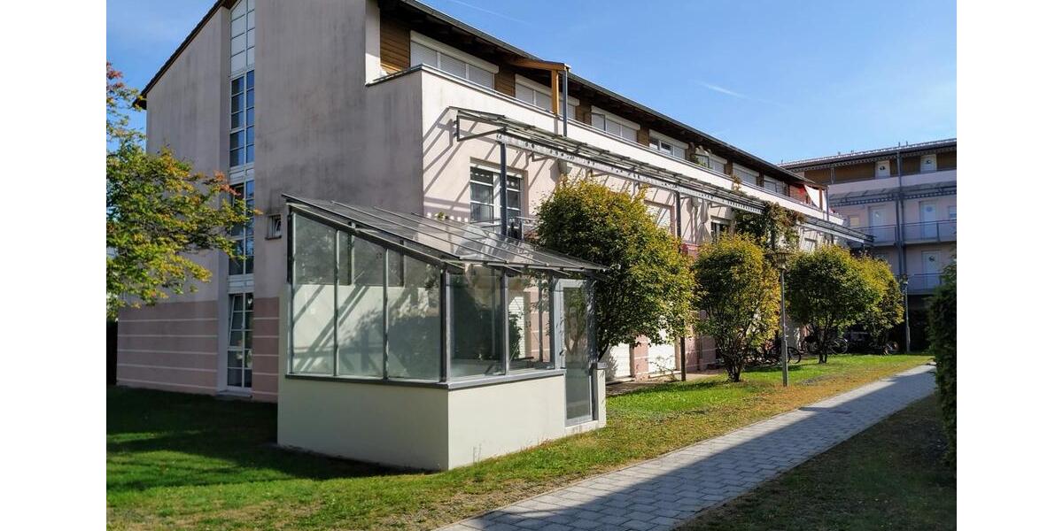 Erdgeschoßwohnung Weiden in der Oberpfalz - 1 Zimmer, 19 m&sup2;, 500&euro; | Angebot:26705062