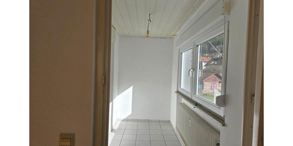 Etagenwohnung Bad Wildbad - 2.5 Zimmer, 60 m&sup2;, 500&euro; | Angebot:26336100