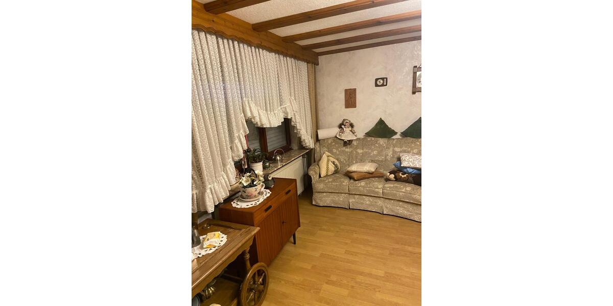 Einfamilienhaus Morsbach - 9 Zimmer, 180 m&sup2;, 130.000&euro; | Angebot:26803541