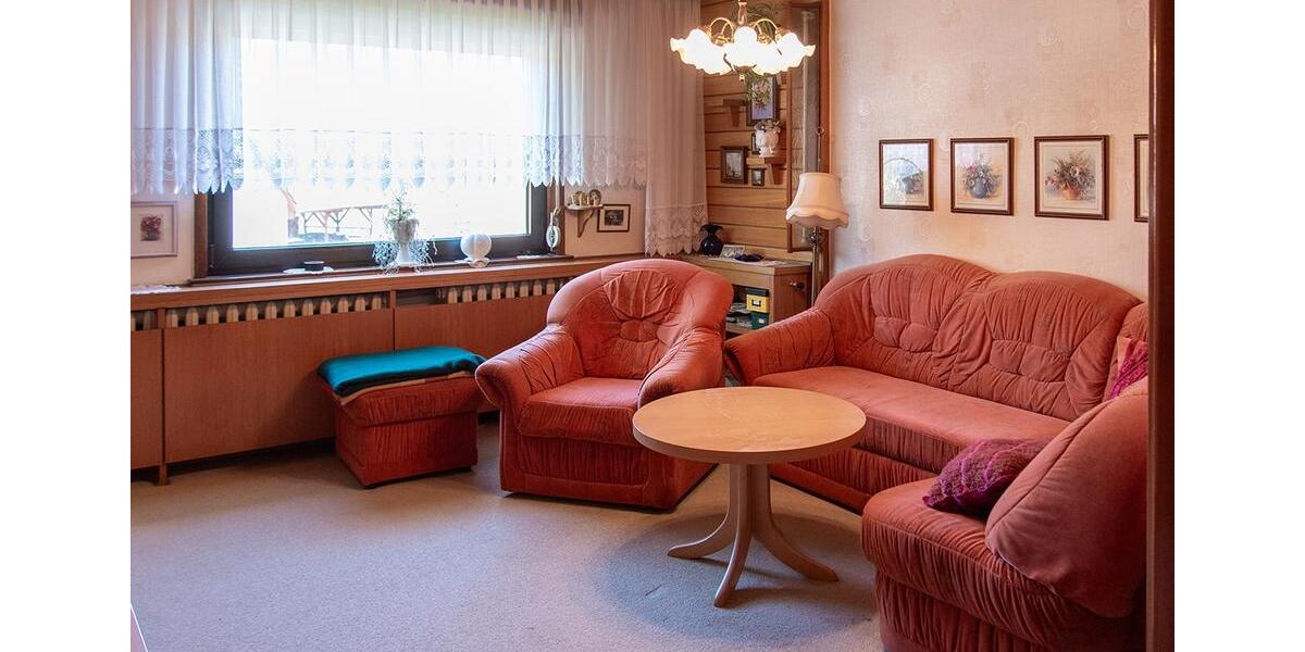 Reihenhaus Hettstedt - 5 Zimmer, 167 m&sup2;, 155.000&euro; | Angebot:26232741