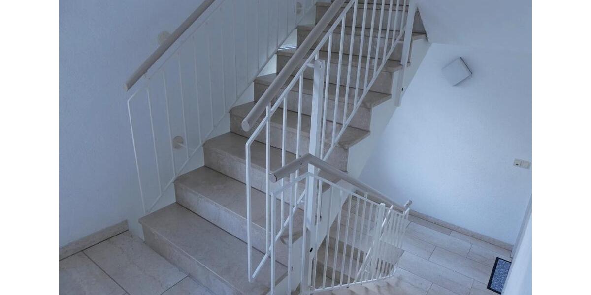 Etagenwohnung Ilmenau - 2 Zimmer, 58 m&sup2;, 460&euro; | Angebot:26665309