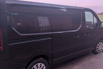 Opel Vivaro 154.730 km 12.198 &euro; Blender 27337