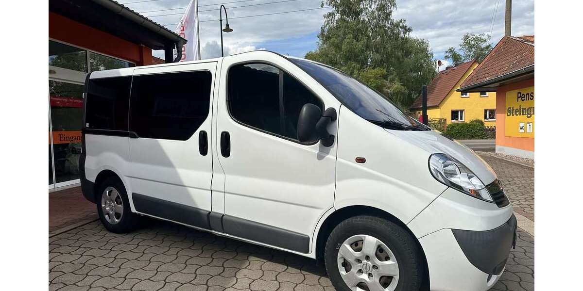 Opel Vivaro 148.500 km 10.350 &euro; Greußen 99718