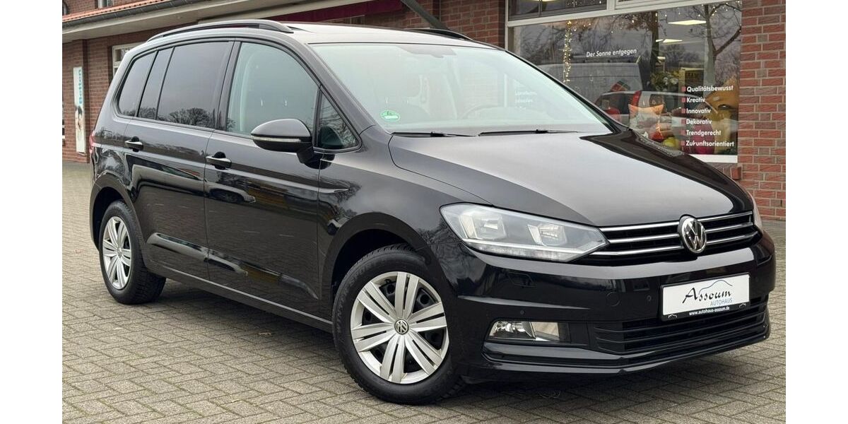 VW Touran 273.258 km 7.499 &euro; Steinfeld 49439