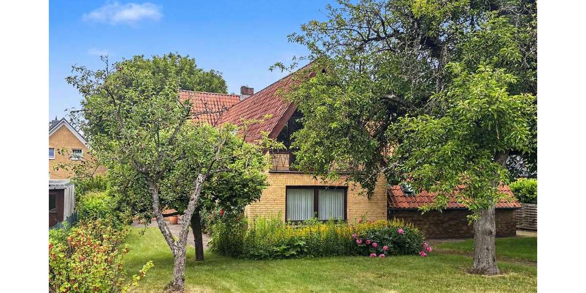 Einfamilienhaus Reinfeld - 8 Zimmer, 153 m&sup2;, 389.000&euro; | Angebot:26924329