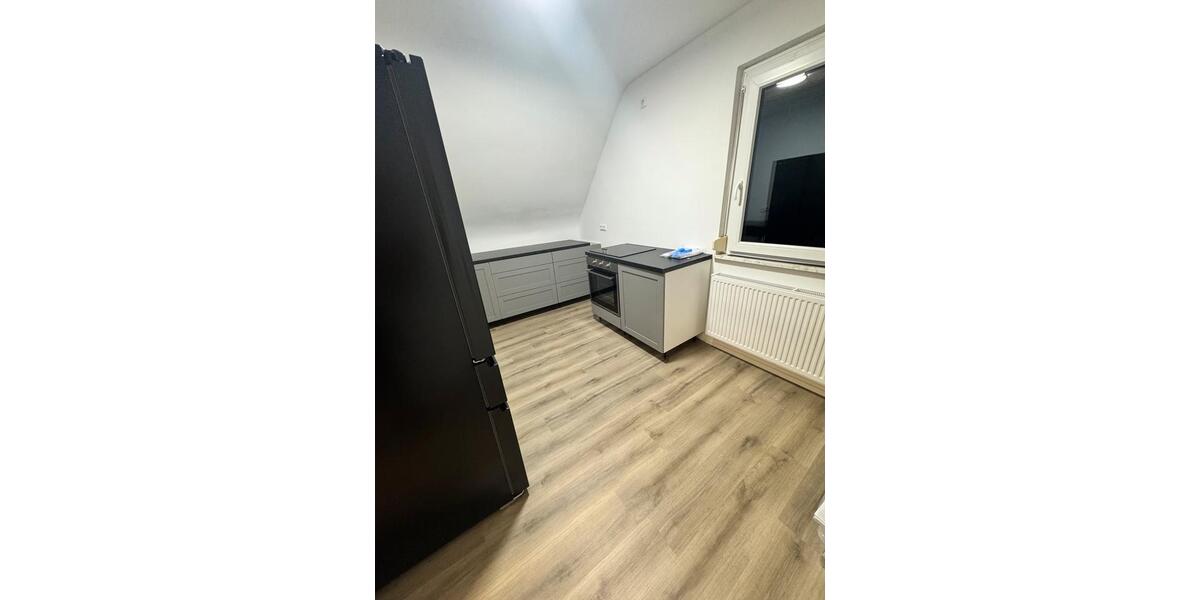 Dachgeschoßwohnung Erbach - 3 Zimmer, 65 m&sup2;, 700&euro; | Angebot:25843162